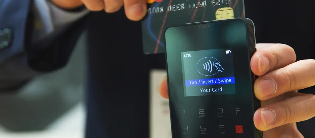Best Credit Cards to Watch the 2026-27 NHL Season — and Earn Rewards Doing It