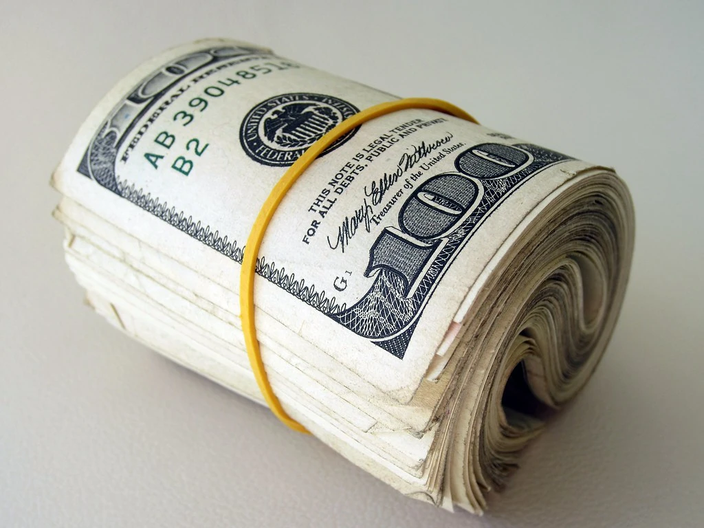 Trump’s $5,000 Payment Promise: Should You Plan Around It? The Debt-Payoff Ladder to Have Ready