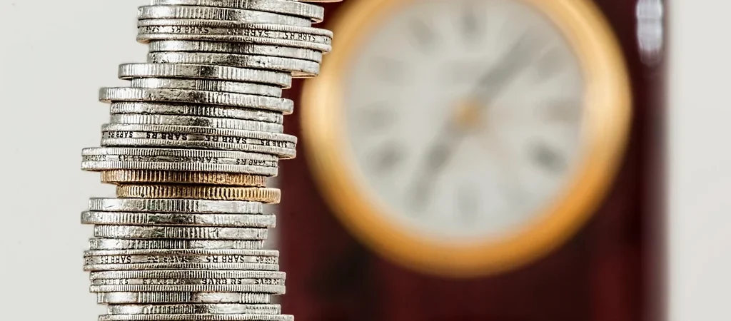 Warren Buffett on Debt: When Borrowing Is Smart and When It’s a Trap